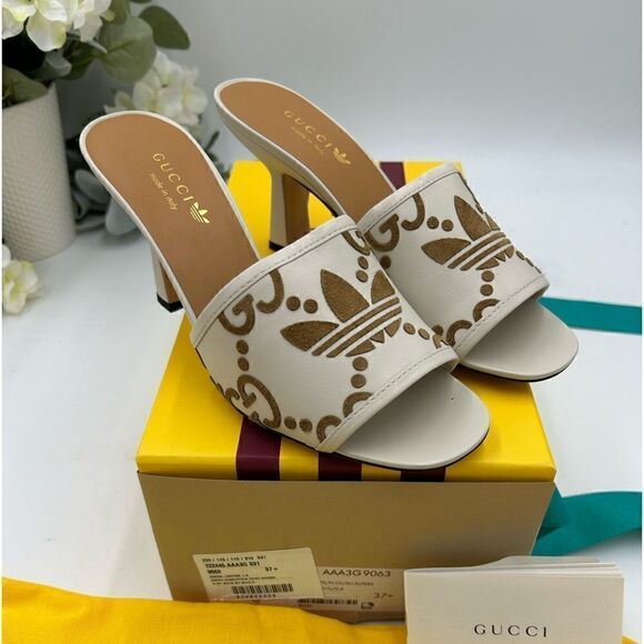 Women’s Gucci X Adidas, slide sandals, size 37.5  made in Italy - Picture 1 of 9